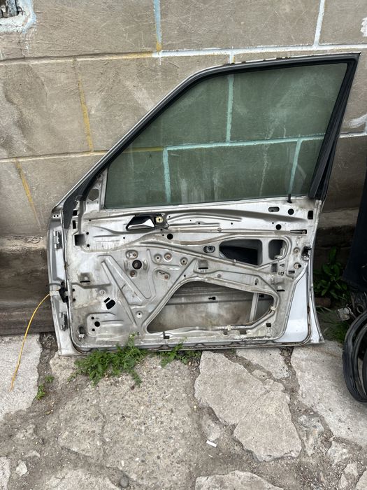 Двери мерседес 124