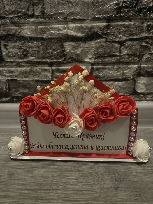 Сувенири за 8 ми мирт