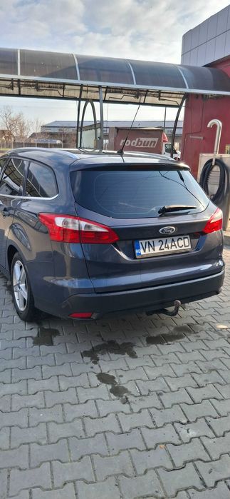 Vând Ford focus 2
