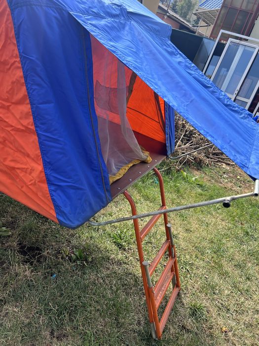 Cort auto pentru camping