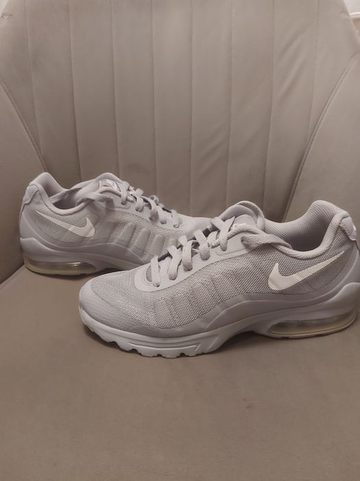 Nike Air Max Invigor