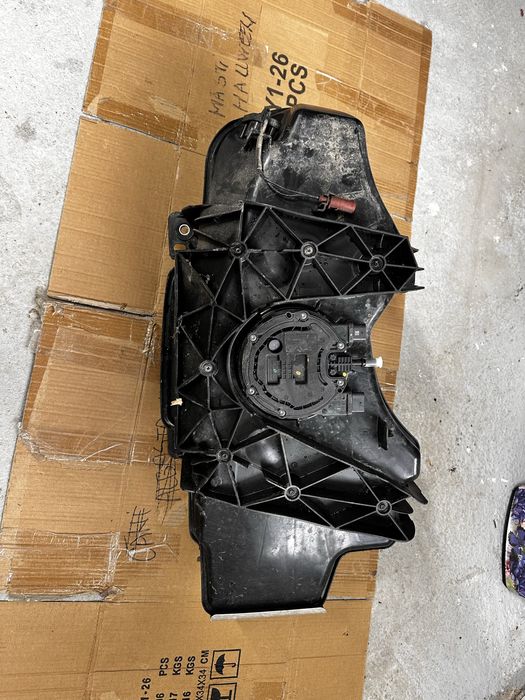 Rezervor addblue audi q5.80a.cod::80a131878.AQ.