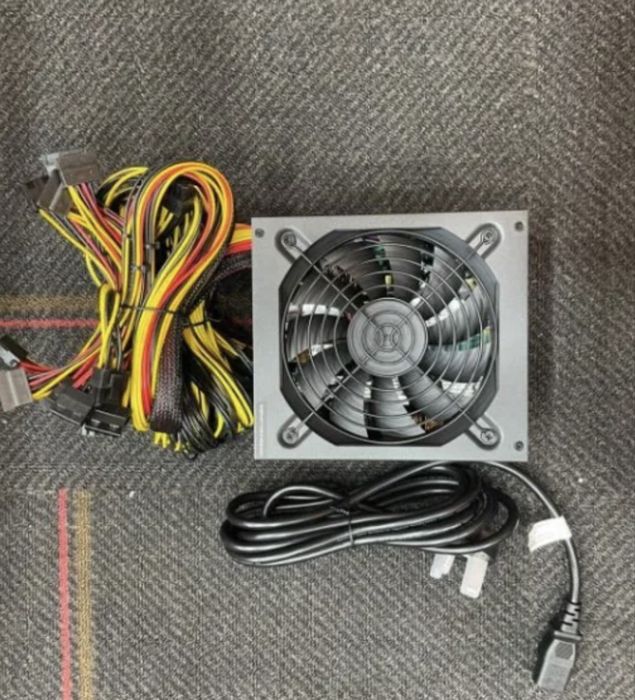 Sursă profesională Solid Gear 2000W, SDGR-2000ETH, 95 Plus Gold