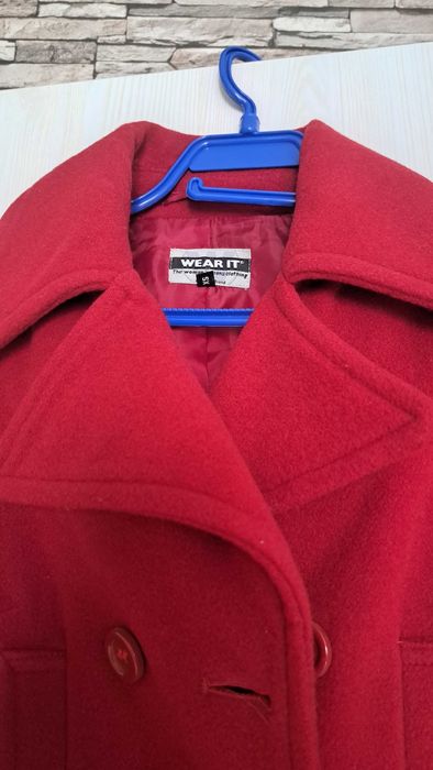 Дамско червено палто