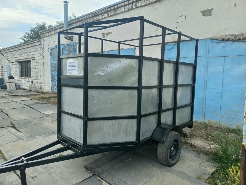 Прицеп коневозка