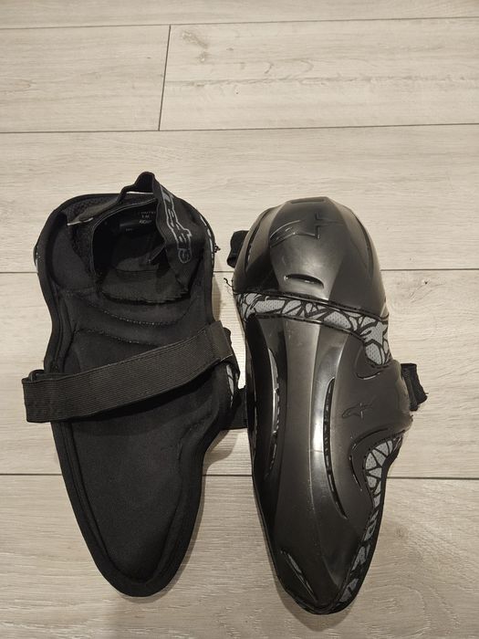 Genunchiere moto Alpinestars