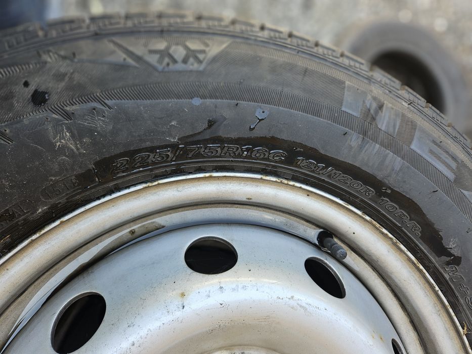 Set de 4 roti cu 5 gauri 225/75/16c sprinter lt  dot 2018