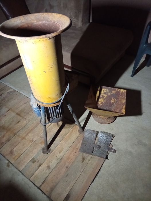 Фуражомелка с монофазен електромотор