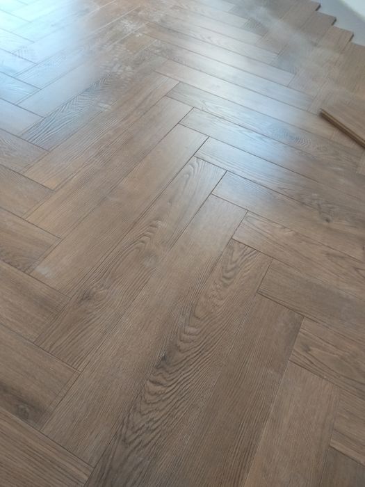 Укладка ламината, паркет