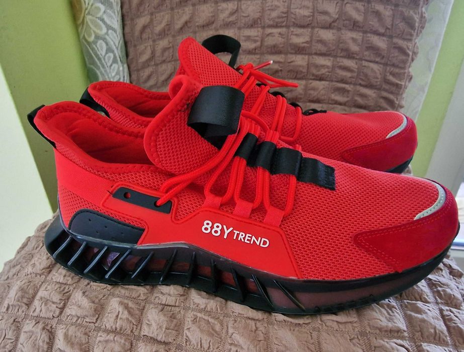 Маратонки нови 42 номер