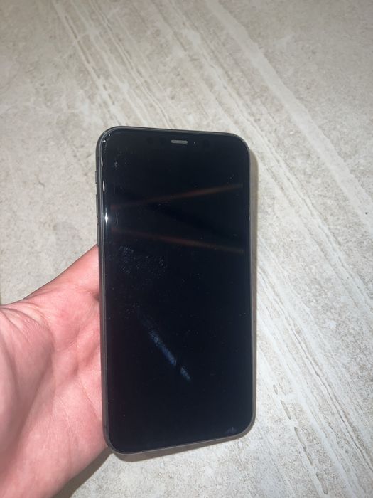 iPhone 11, 128 ГБ, полностью рабочий