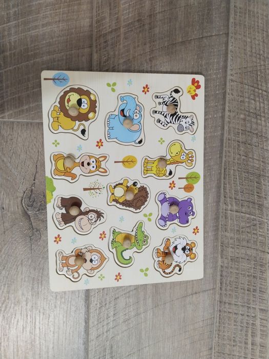 Продам игрушки недорого , цены разные