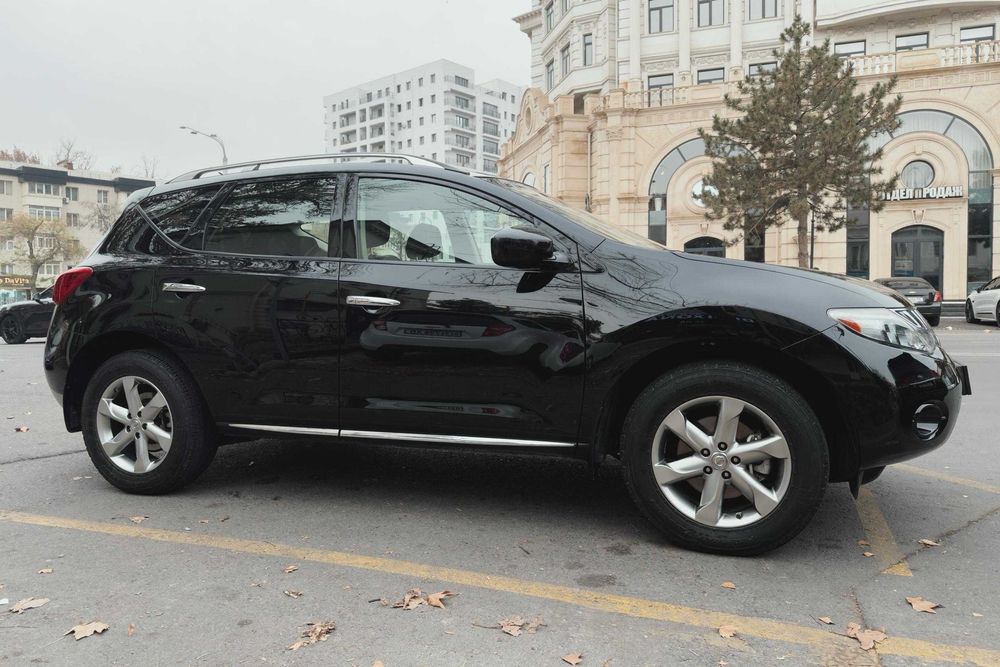 Продается автомобиль Nissan Murano