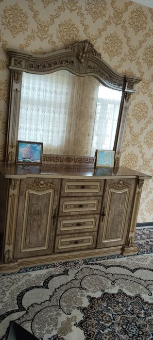 Mebel komot sotiladi