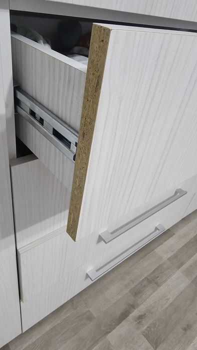 Dressing si comoda din pal