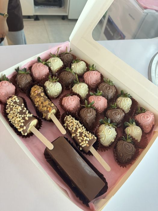 Клубника в шоколаде Шымкент