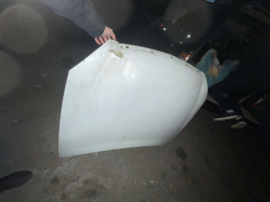 капот приора б/у