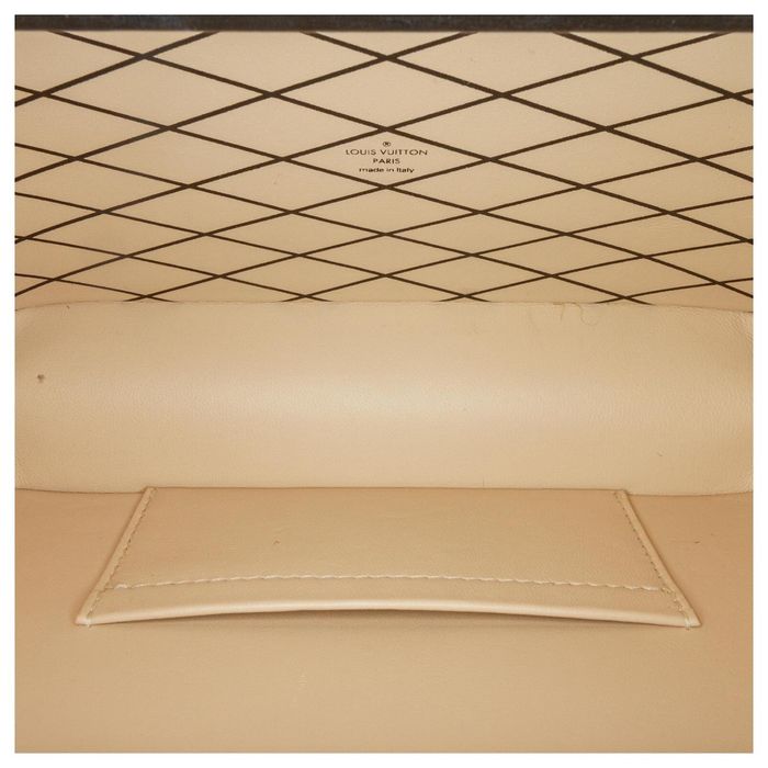 Дамска чанта clutch лв монограм нова колекция