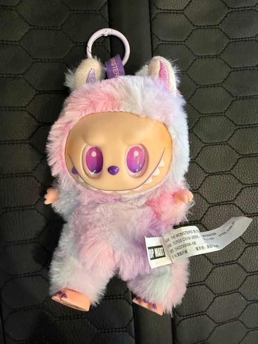 Плюшен Ключодържател Labubu The Monsters Pop Mart – Розов Модел