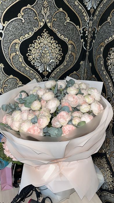 Продаю букет цветы 5тыс