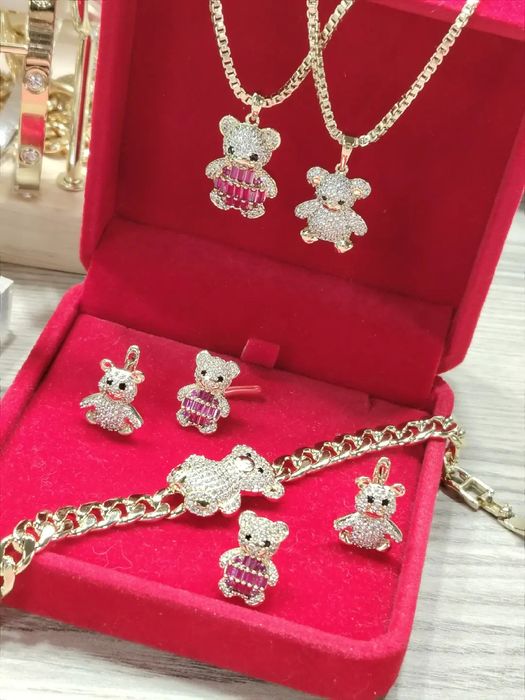 Cadouri speciale 8 martie