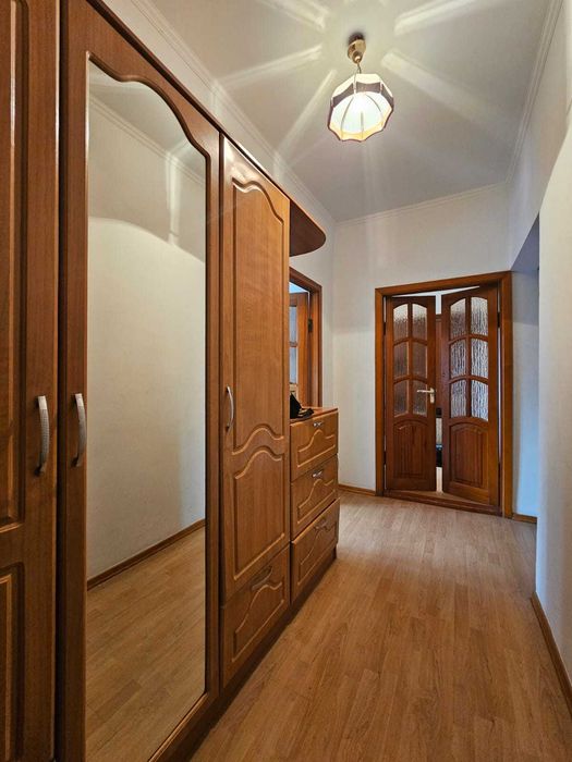 Продам 2-х ком. Жарокова Бабаева