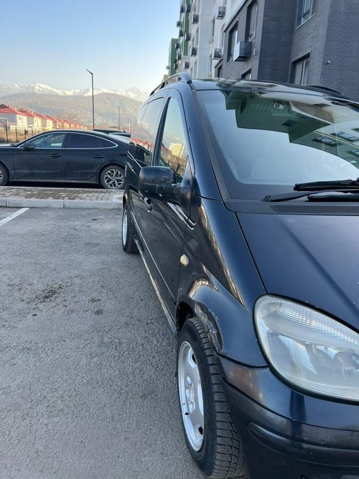 Авто Мерседес ванео