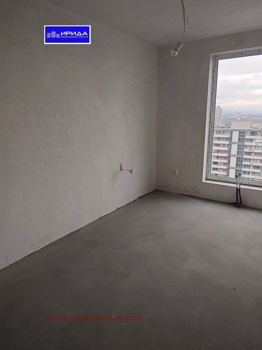 Продава се Тристаен апартамент в София, Люлин 2 - 102 кв.м за 2083 €/кв.м - Снимка #1