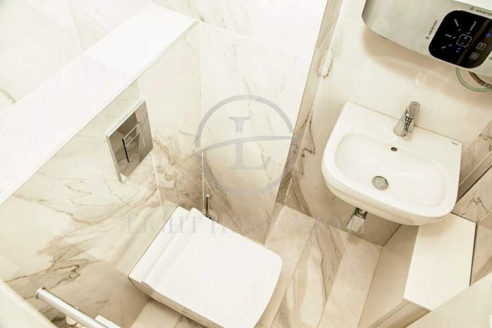 Продава се Тристаен апартамент в Пловдив, Кършияка - 92 кв.м за 2664 €/кв.м - Снимка #10