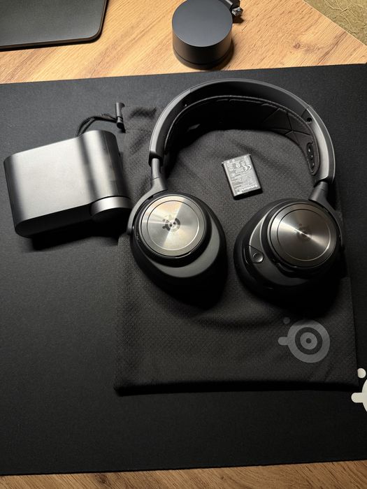 SteelSeries Arctis nova Pro wireless