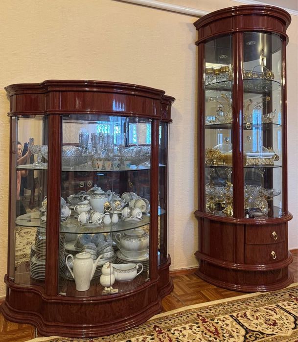 Сервант -  горка