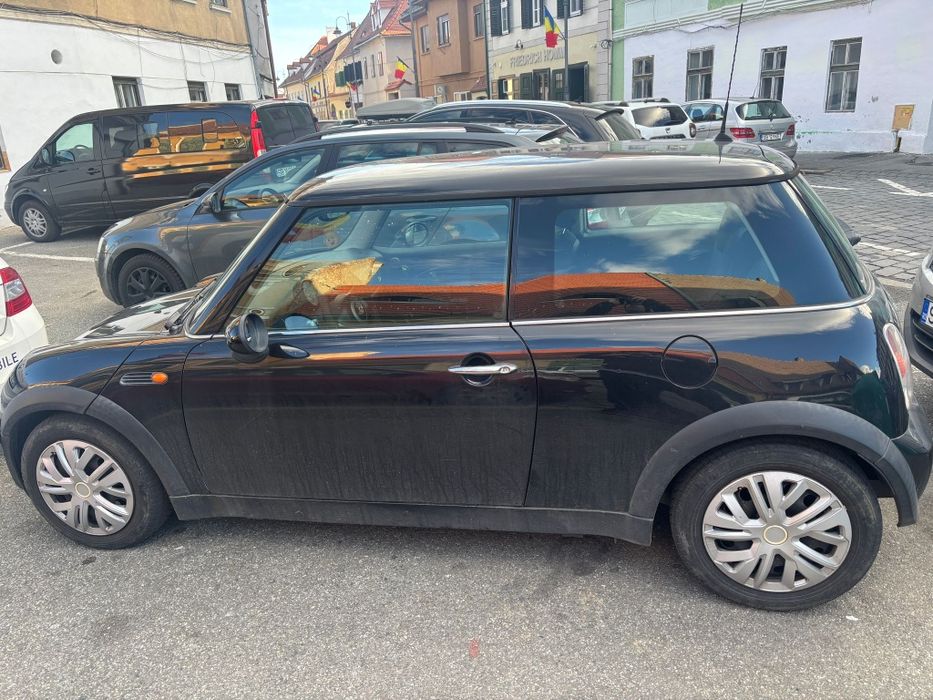 Vând mini cooper