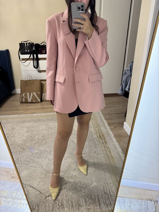 Пиджаки Zara новая