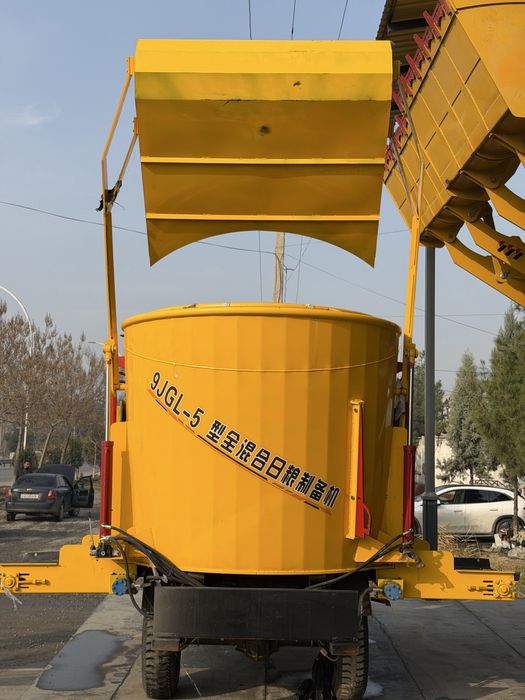 Миксер Кормораздатчик для фермы