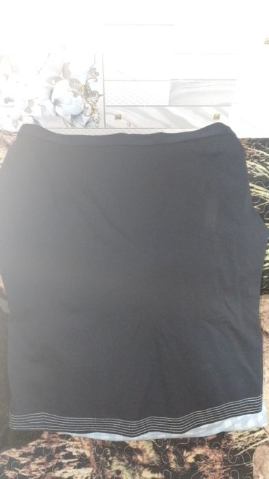 Продам платья юбки