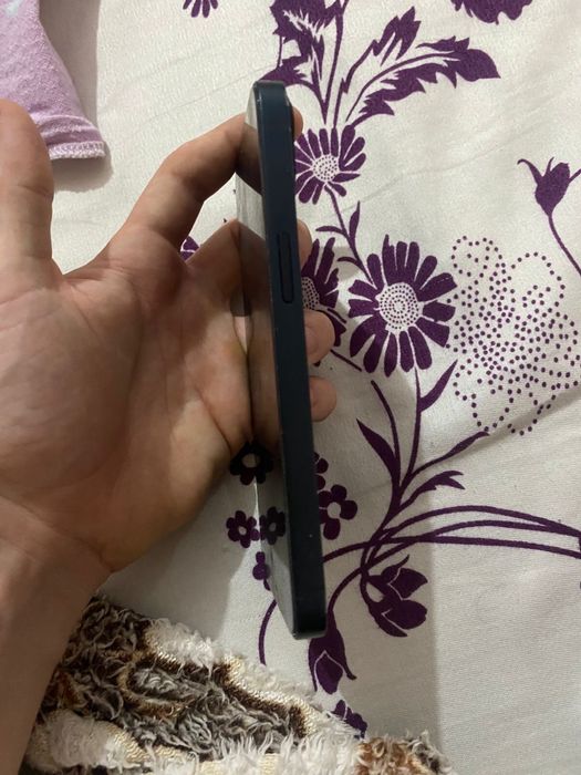 Iphone 13 на гарантии