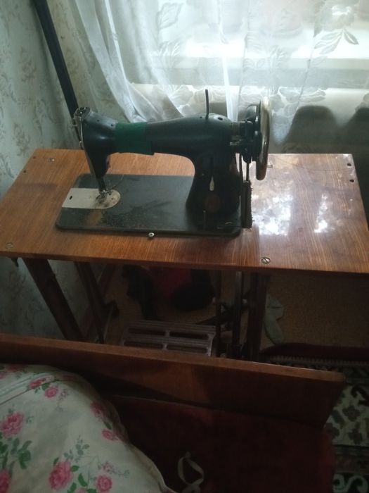Продам швеные машинки в отличном состояние!