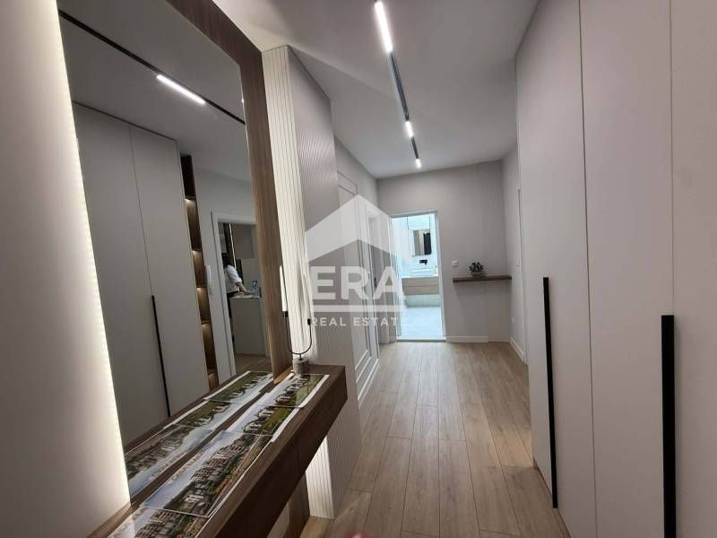 Продава се Тристаен апартамент в Варна, Център - 133 кв.м за 1526 €/кв.м - Снимка #7