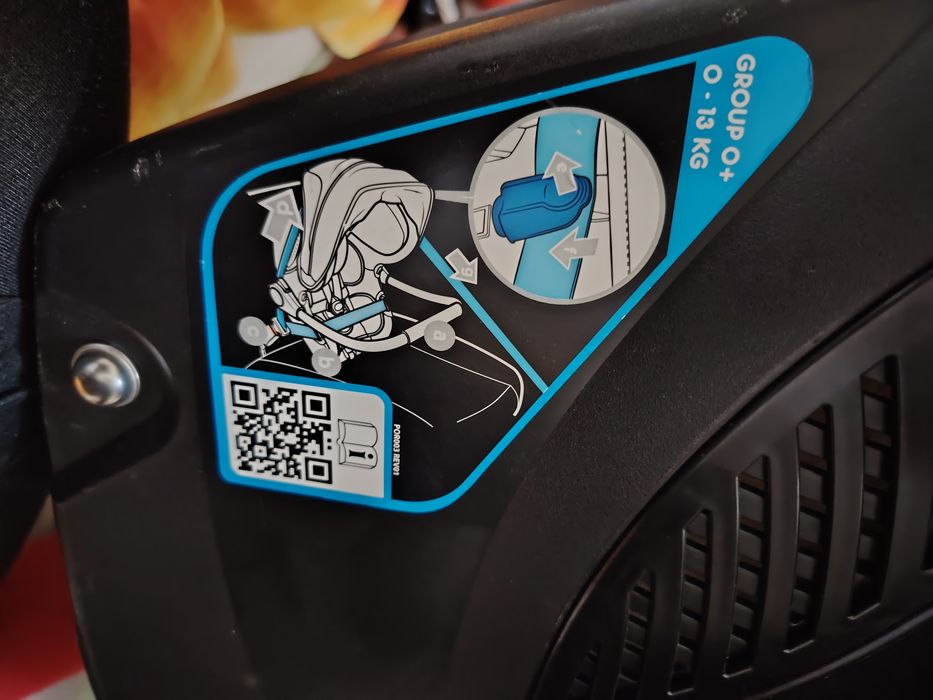 Столче за кола Cosato 0-13 кг.