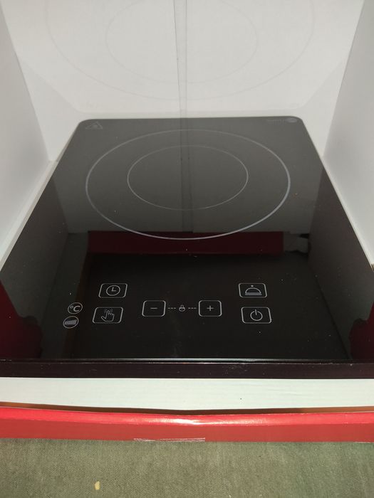 Plită pe inducție portabilă switch on