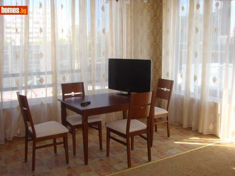 Продава се Тристаен апартамент в Пловдив, Кършияка - 117 кв.м за 1800 €/кв.м - Снимка #1