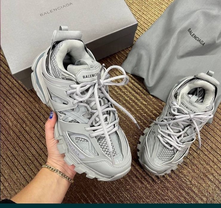 Balenciaga OLX.bg