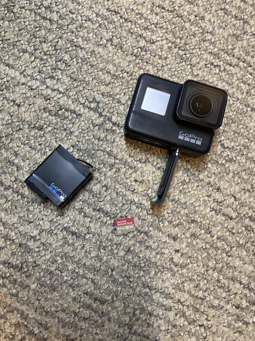 Gopro hero 7 black SanDisc 64GB included