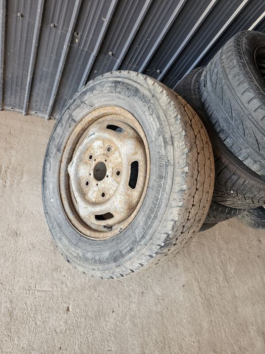 Roata ford transit 215/65 R16 C