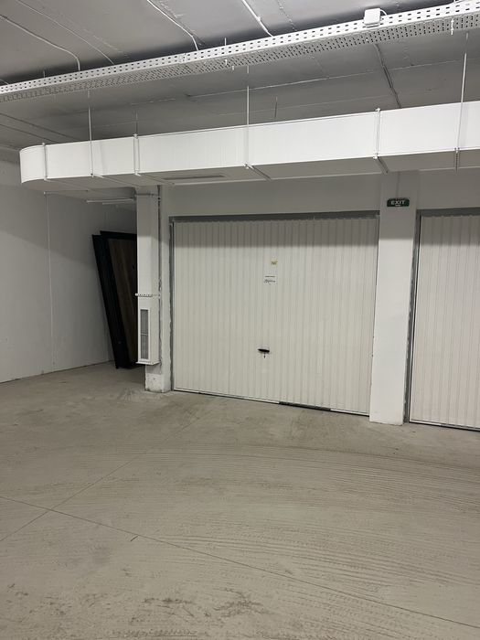 Дава се под наем Гараж / Паркомясто в София, Дървеница - 17 кв.м за 102 € - Снимка #2