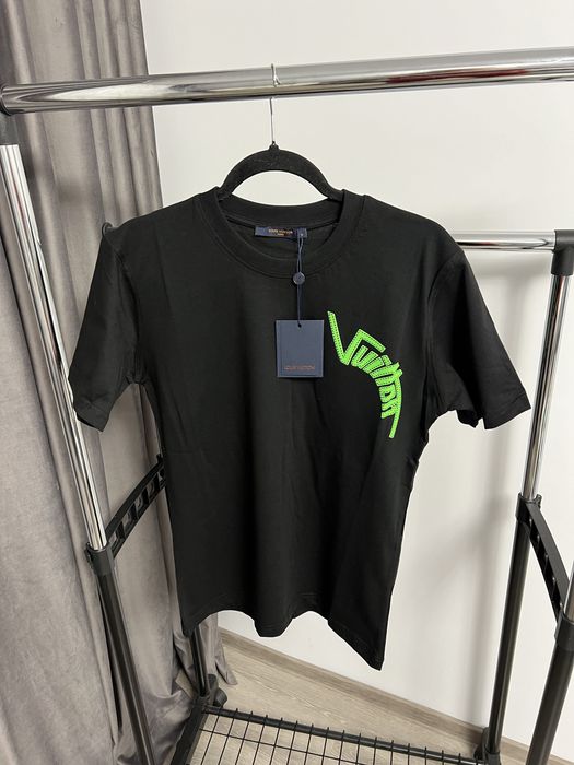 Tricou LOUIS VUITTON Alb/Negru super calitate