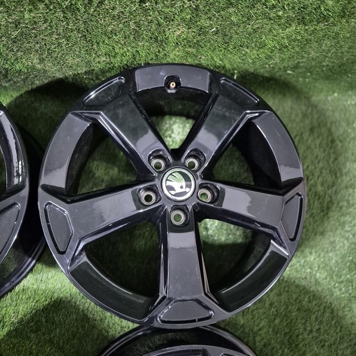 Jante Noi Skoda Octavia R 17 5x112