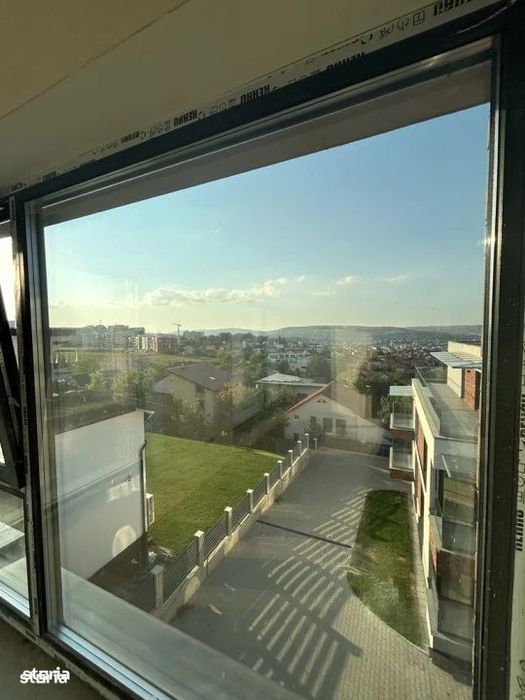 Unitate duplex l 143 mp utli l curte l panorama l Andrei Muresanu