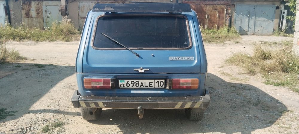 Продам ниву 2121