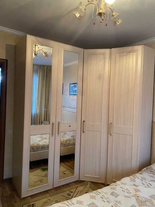 Продам Спальный гарнитур